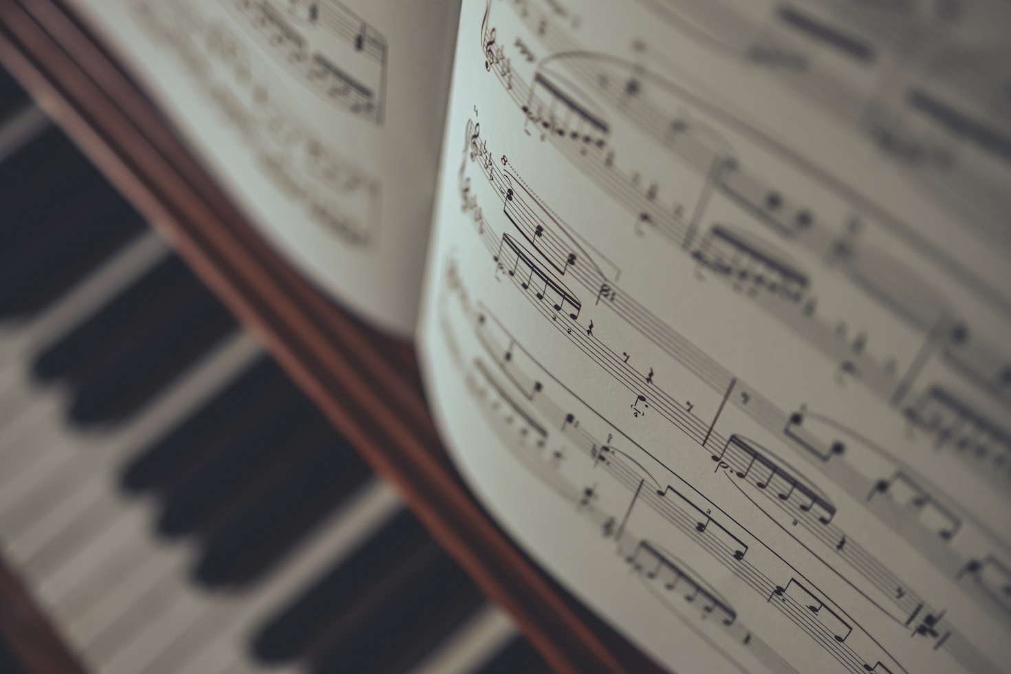Commissioning New Music: A Guide for Ensembles